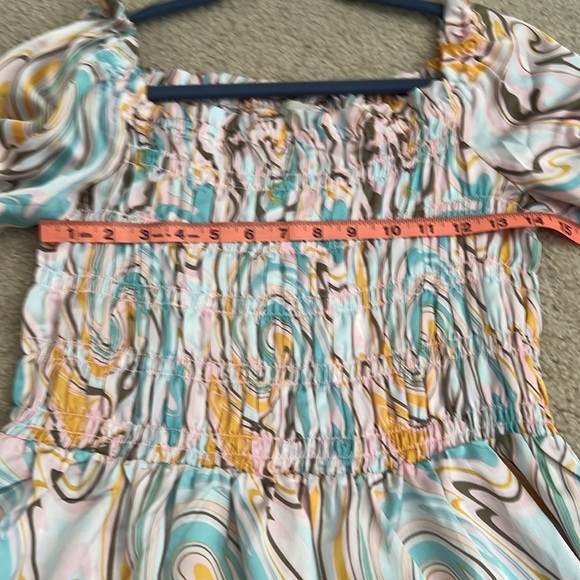 Chenault Smocked Swirl Print Top Flutter Sleeve‎ Blouse Bohemian Chic Size L - Picture 7 of 8